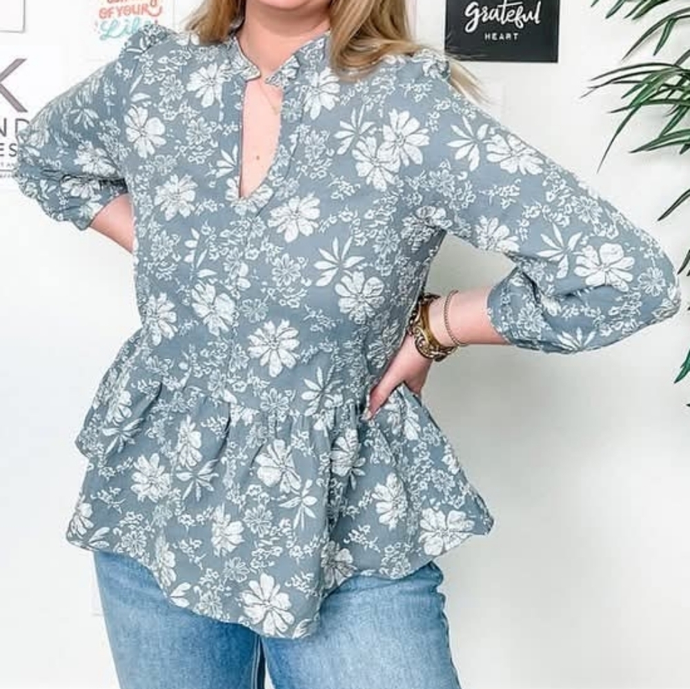 Entro Floral Gray Peplum Blouse